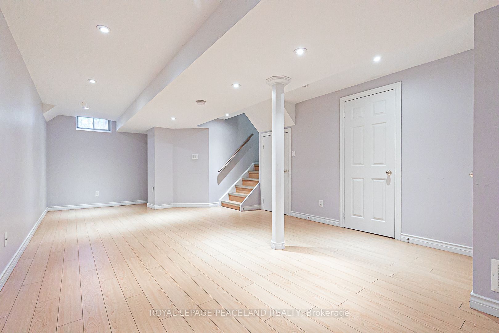8 Forestwood Street