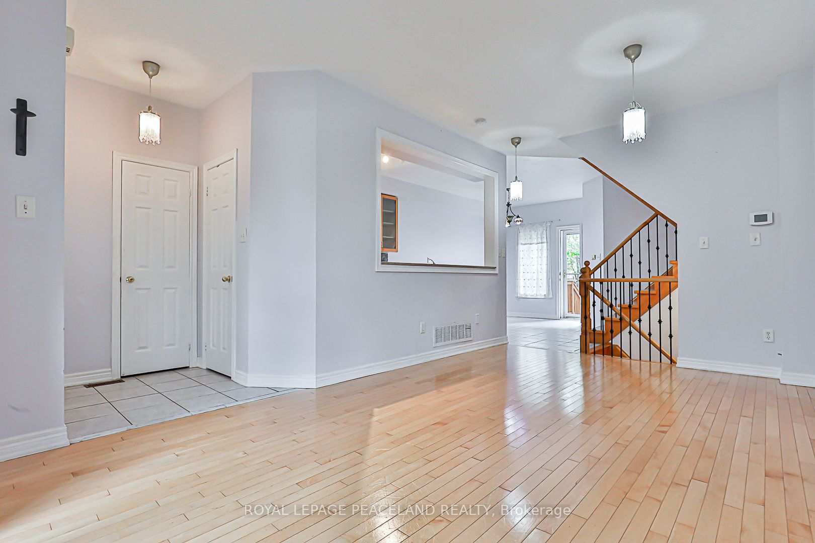 8 Forestwood Street
