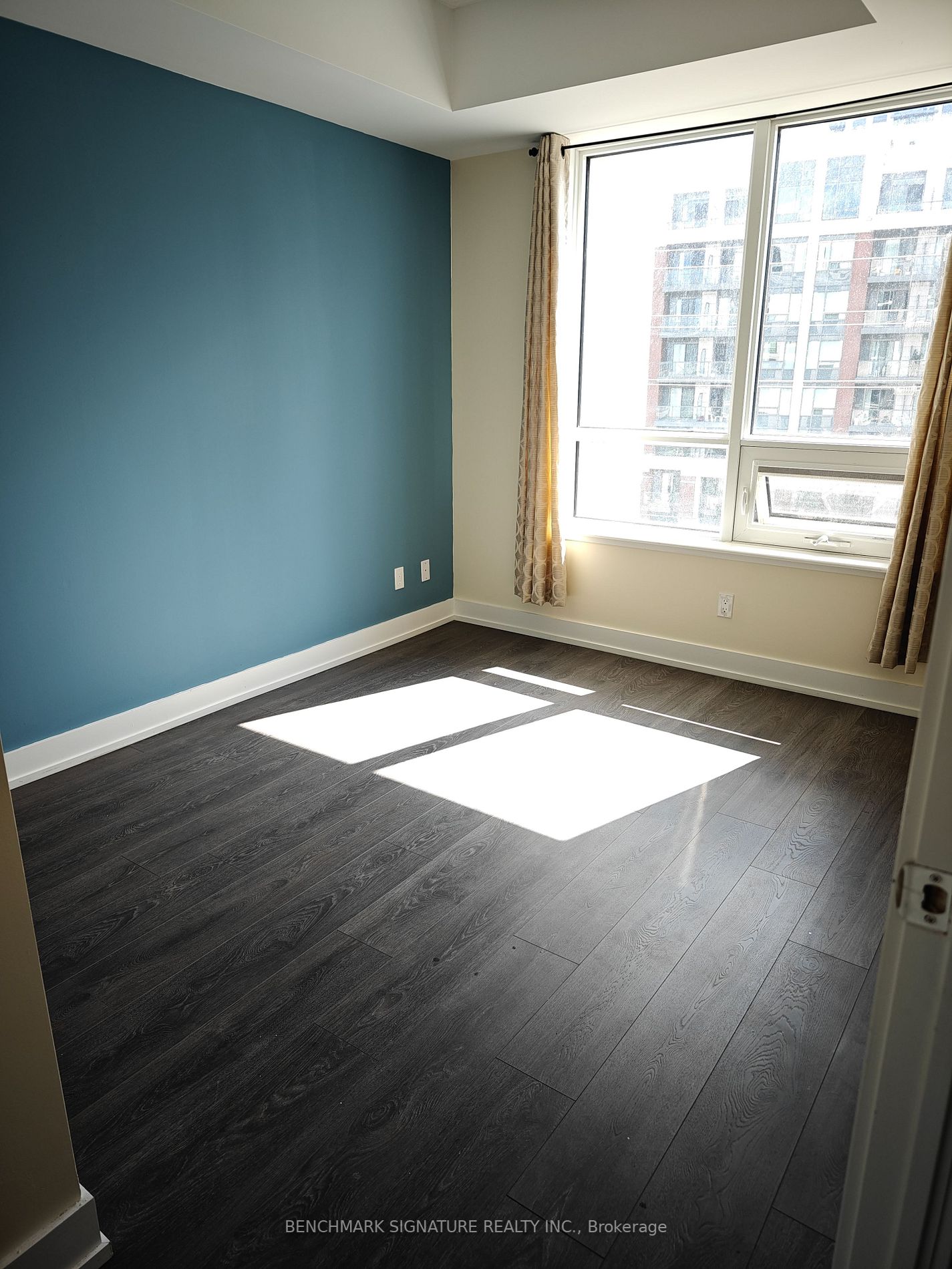 278 Buchanan Drive, #525E