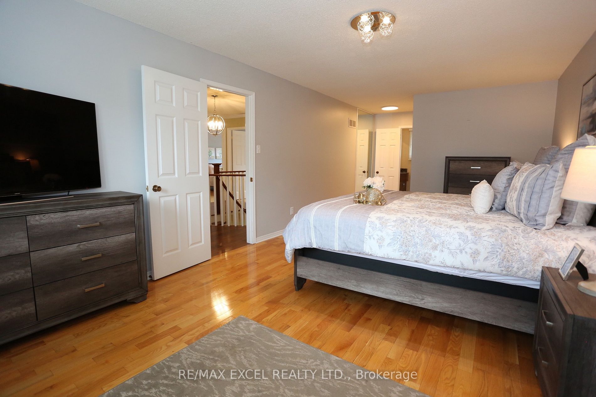 138 Carrington Dr