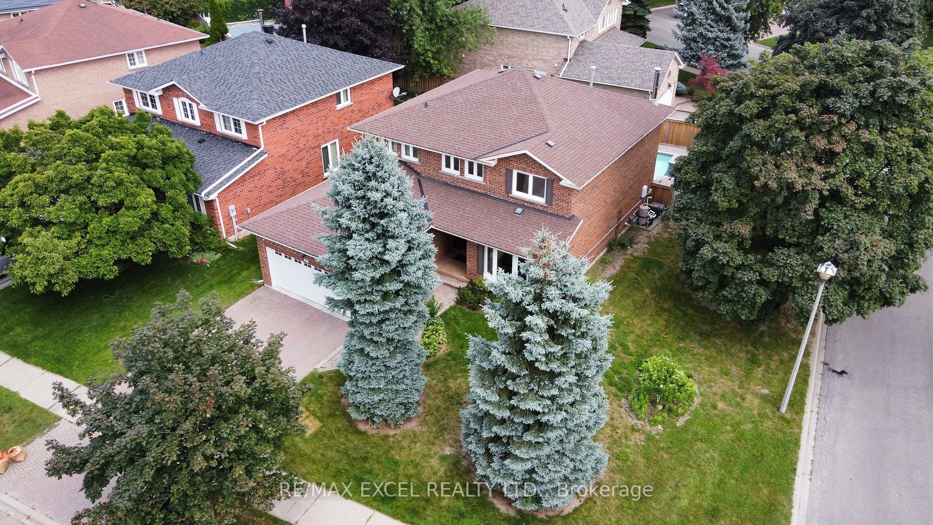 138 Carrington Dr
