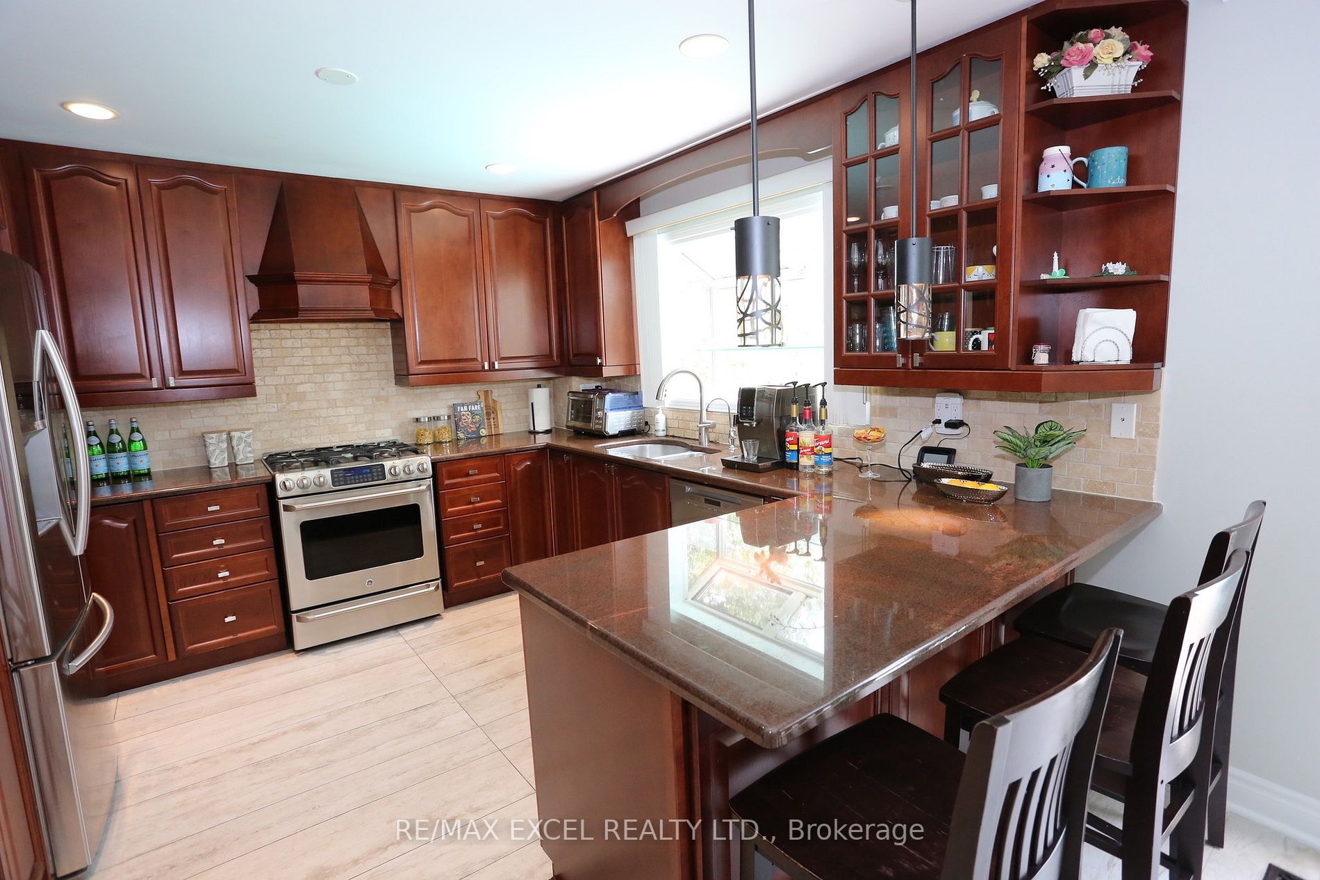 138 Carrington Dr