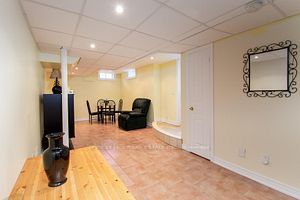 12 Dufferin Hill, #BSMT