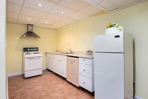 12 Dufferin Hill, #BSMT