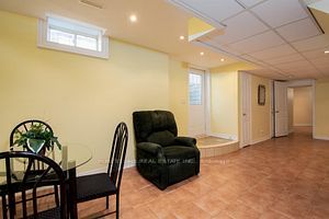 12 Dufferin Hill, #BSMT