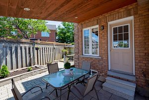 12 Dufferin Hill, #BSMT