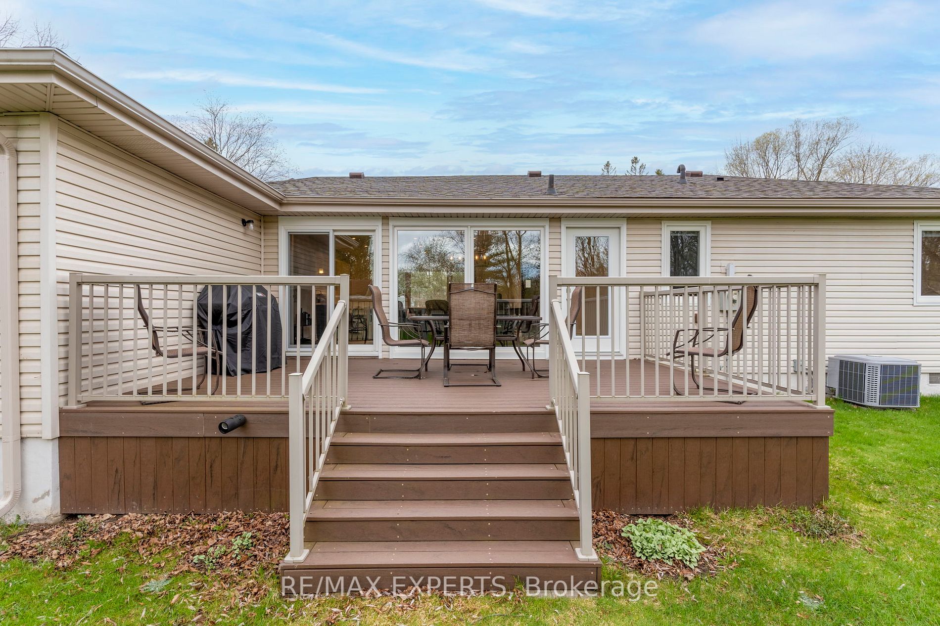 967 Gilmore Ave