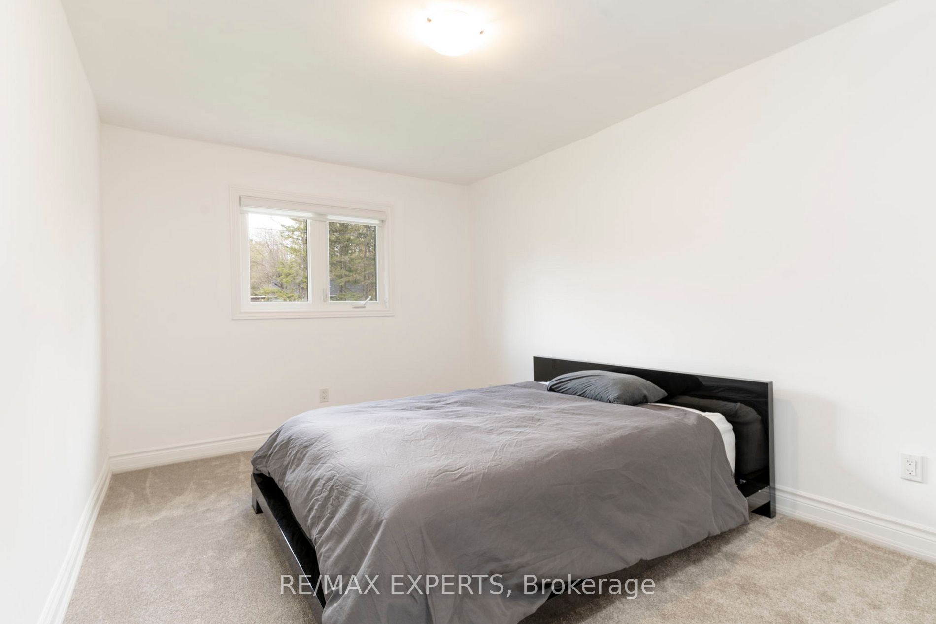 967 Gilmore Ave