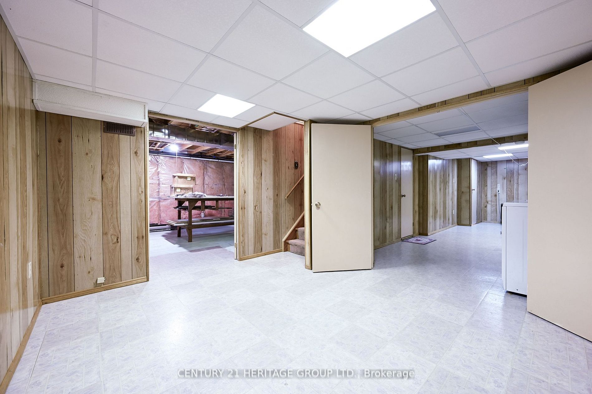 1 Cedar Crt