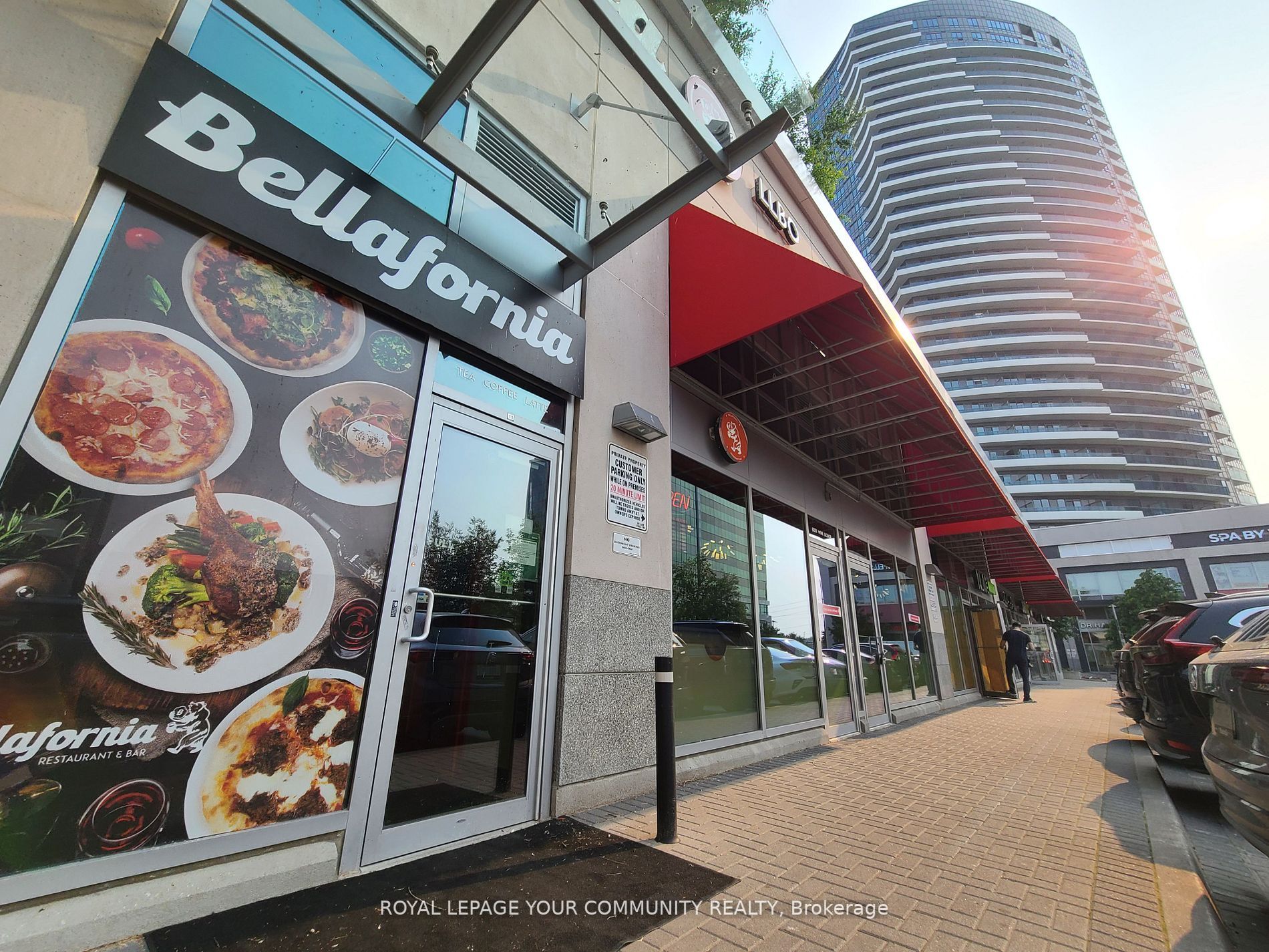 7181 Yonge St St, #10 & 11