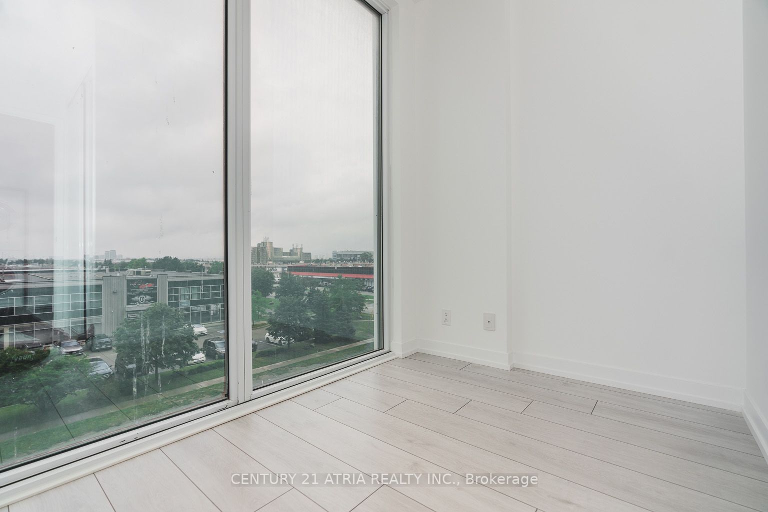 950 Portage Pkwy, #202