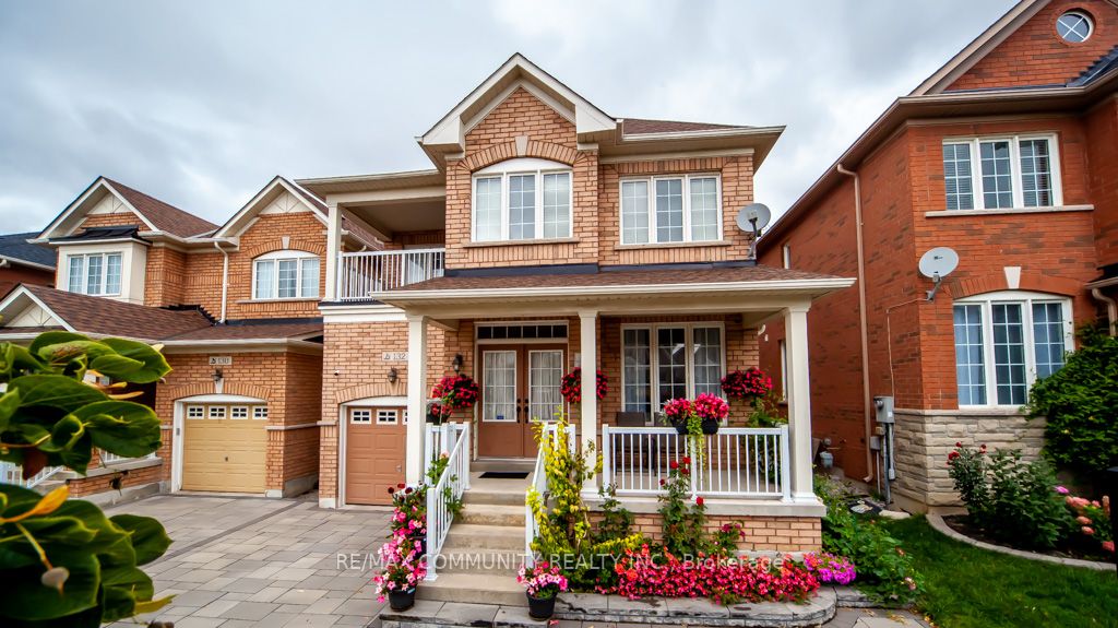 132 Oakborough Dr