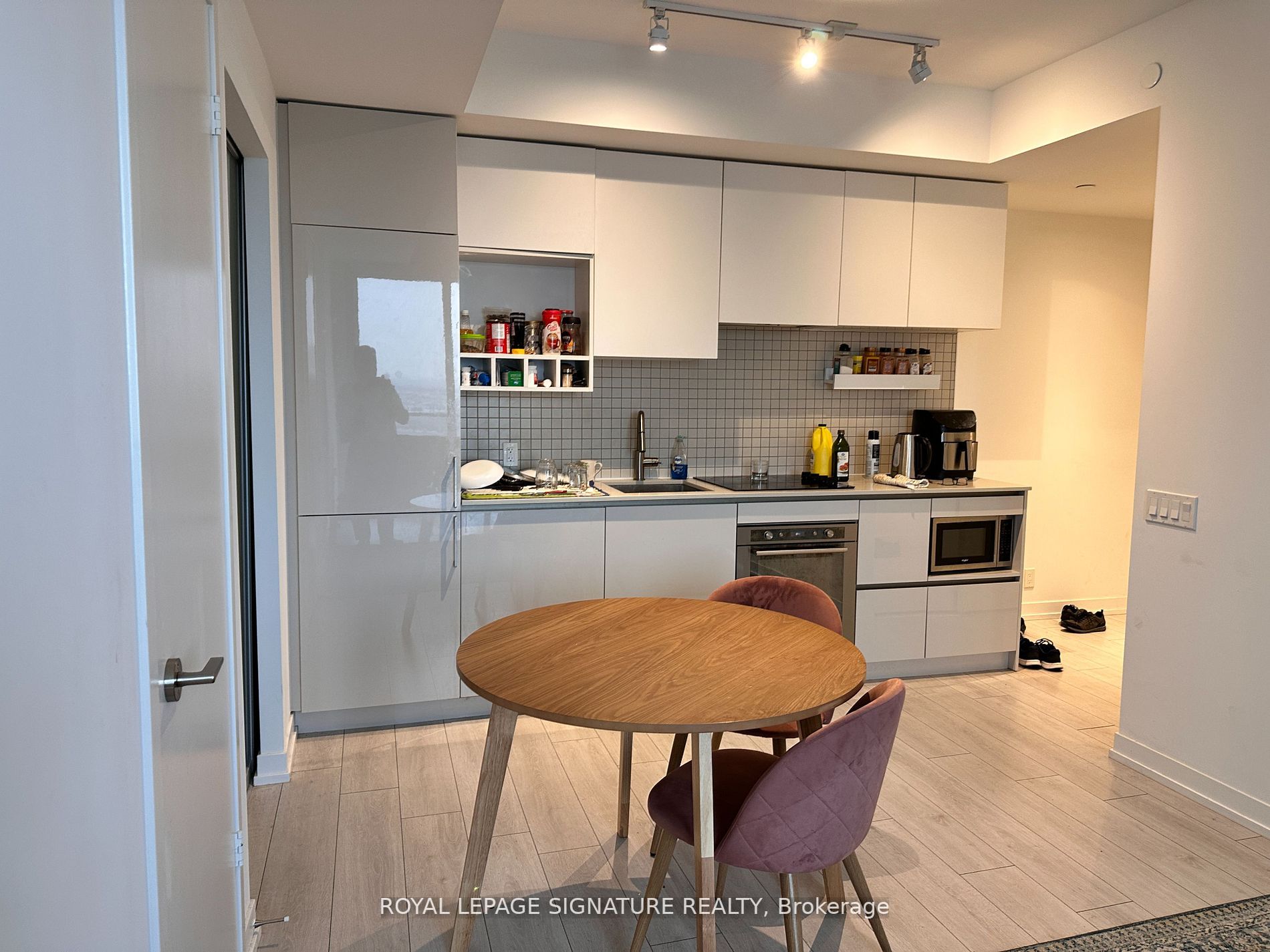 898 Portage Parkway, #1912
