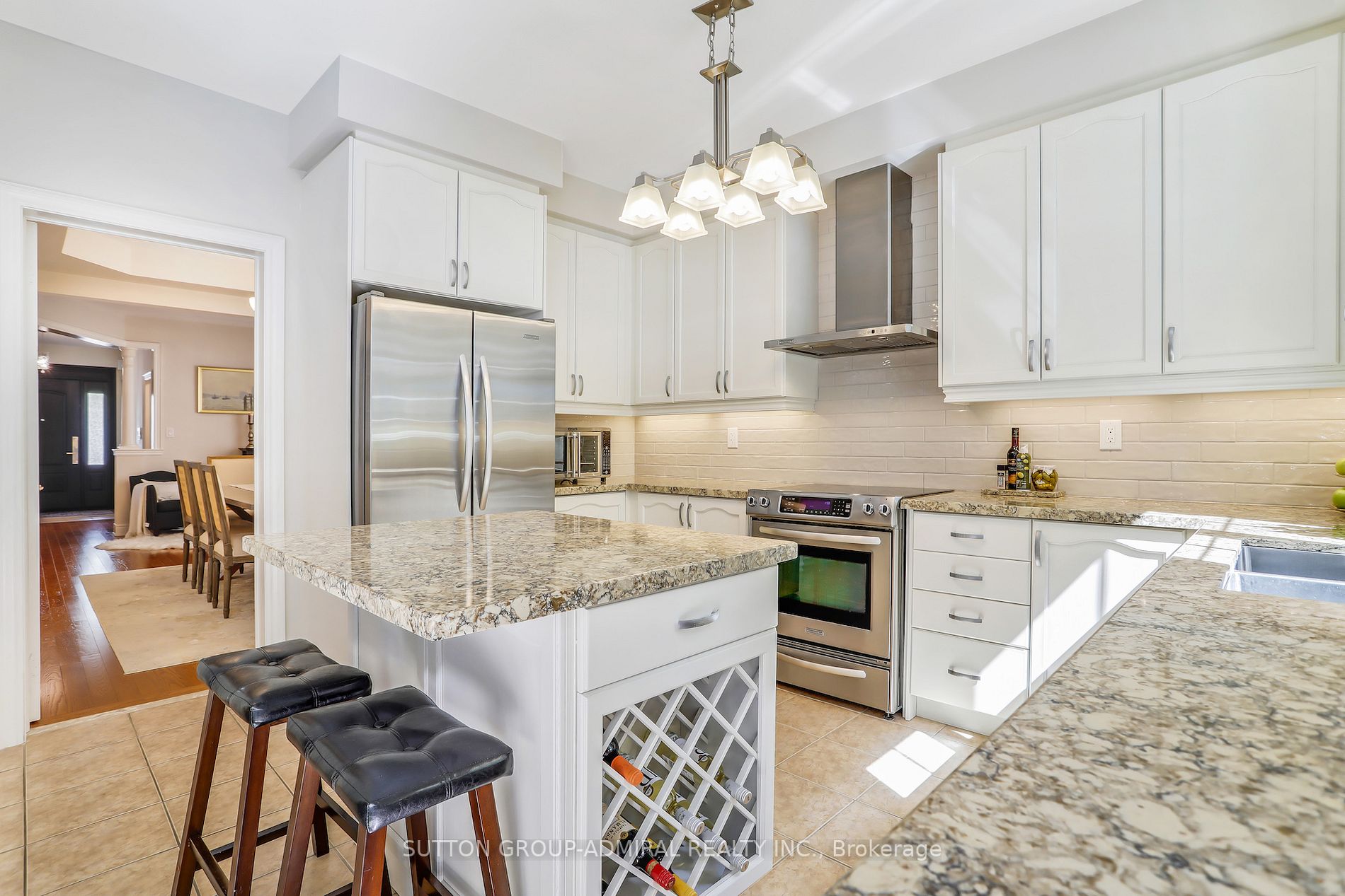 381 Maria Antonia Rd
