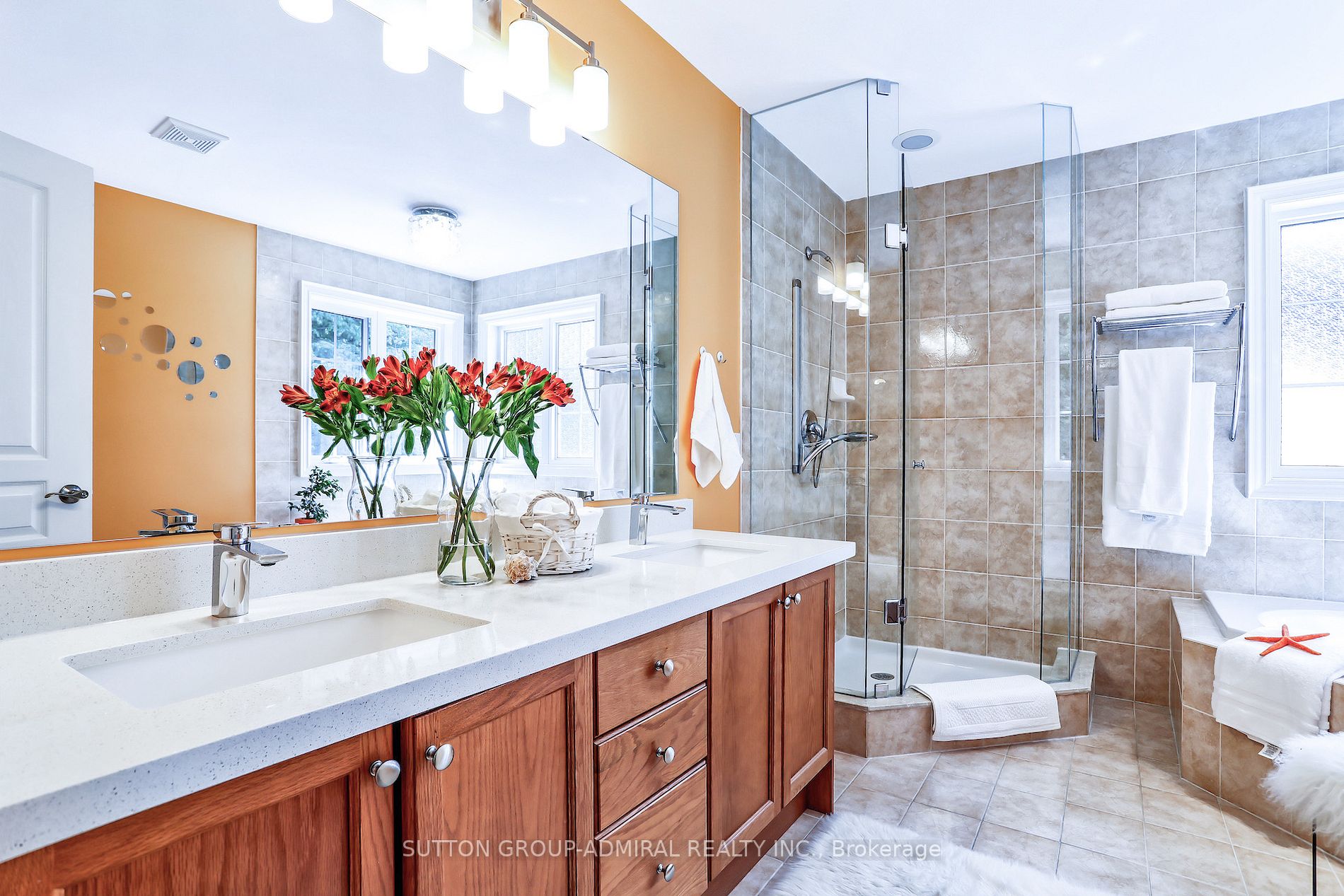 381 Maria Antonia Rd