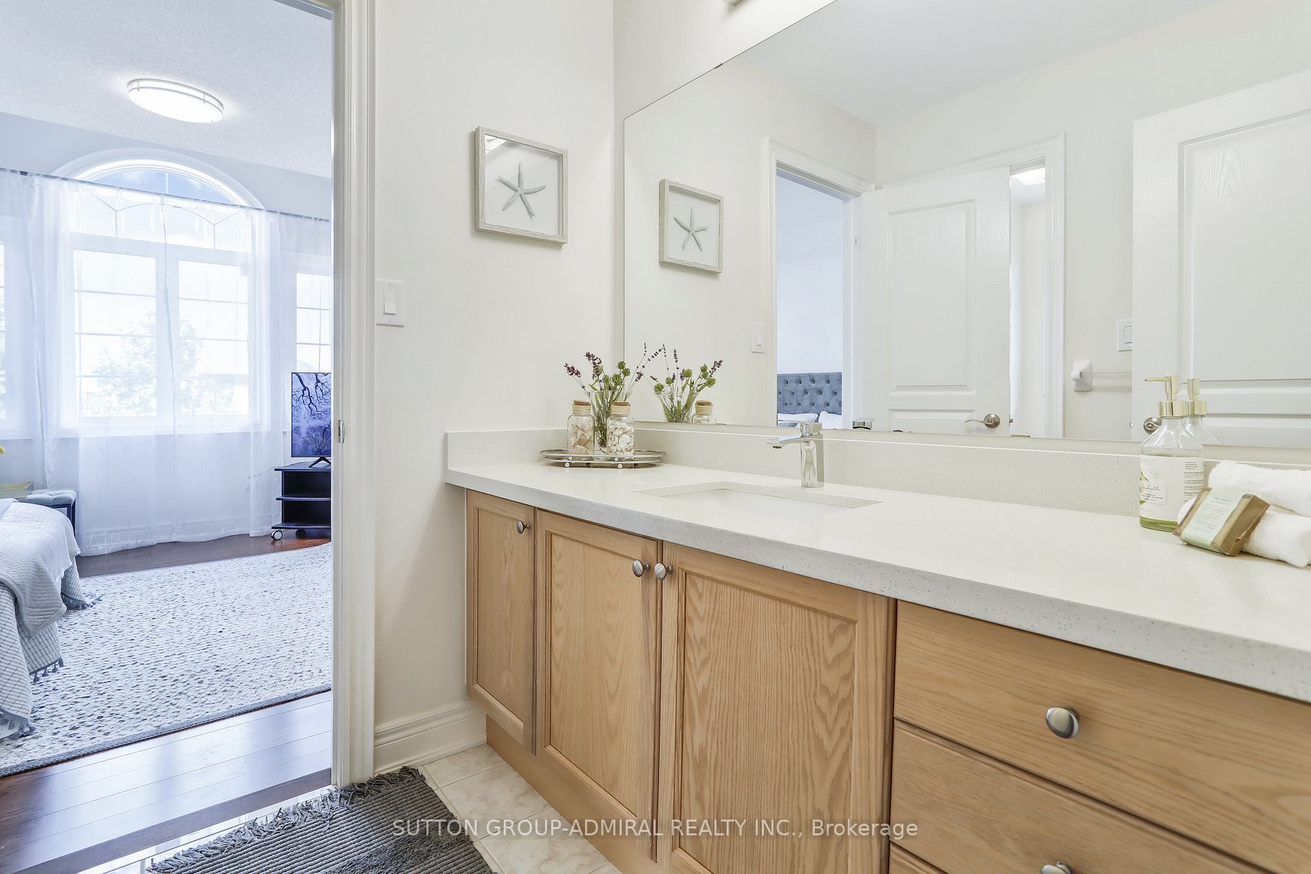 381 Maria Antonia Rd