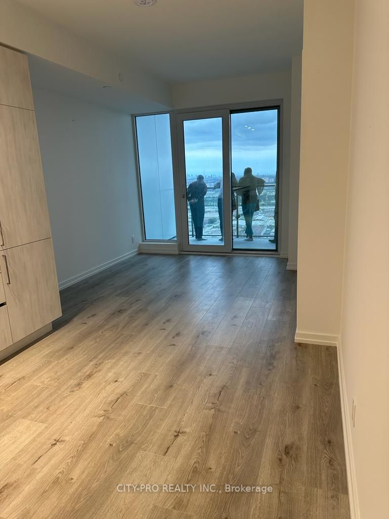 7890 Jane Street, #4501