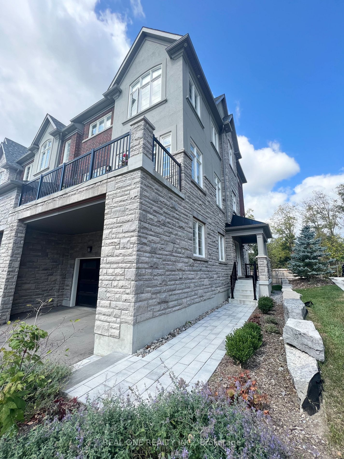 36 Island Green Lane