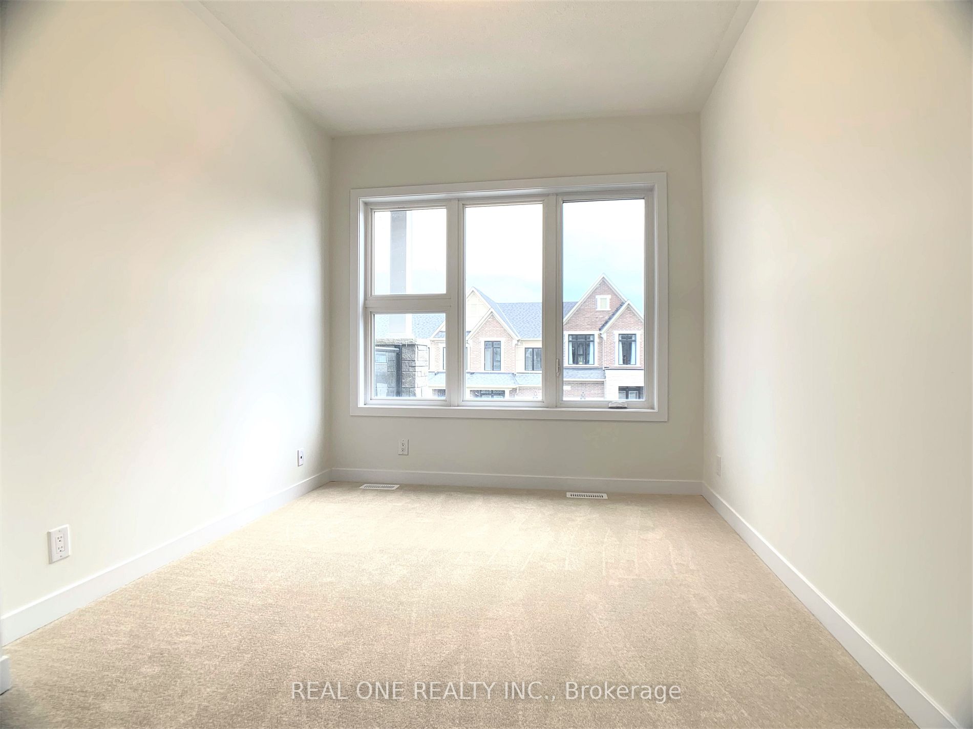 27 Jessica Antonella St