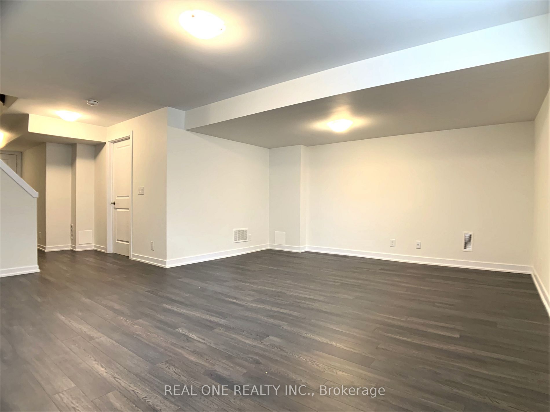 27 Jessica Antonella St