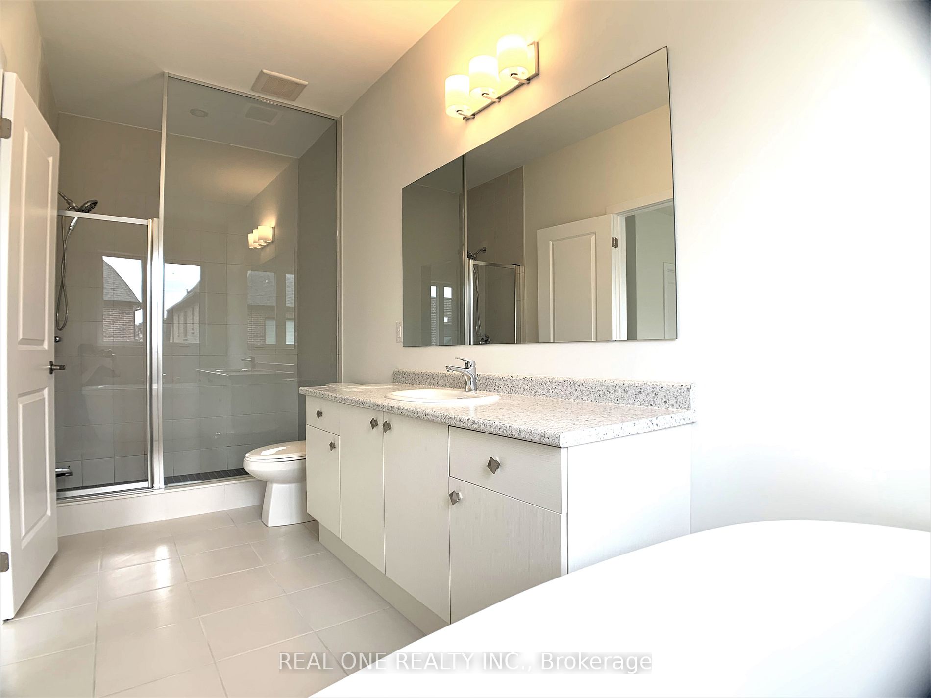 27 Jessica Antonella St