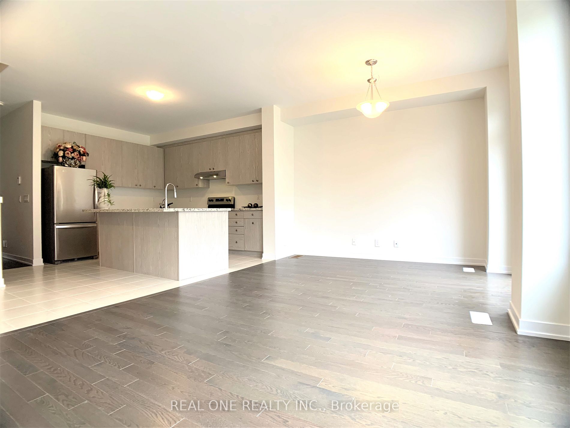 27 Jessica Antonella St