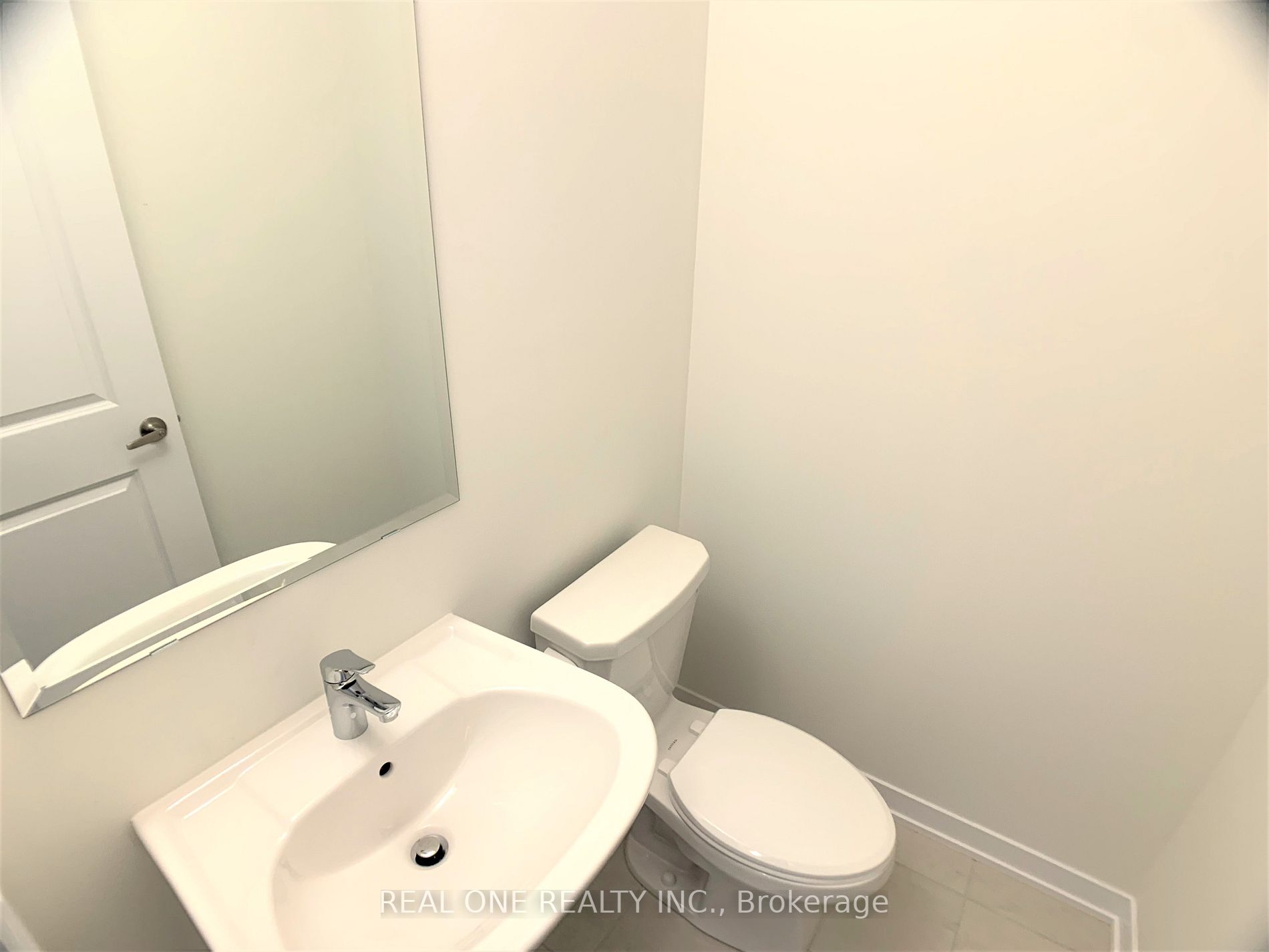 27 Jessica Antonella St