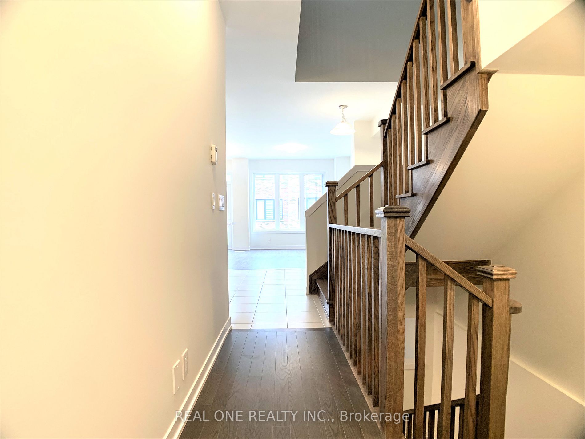 27 Jessica Antonella St