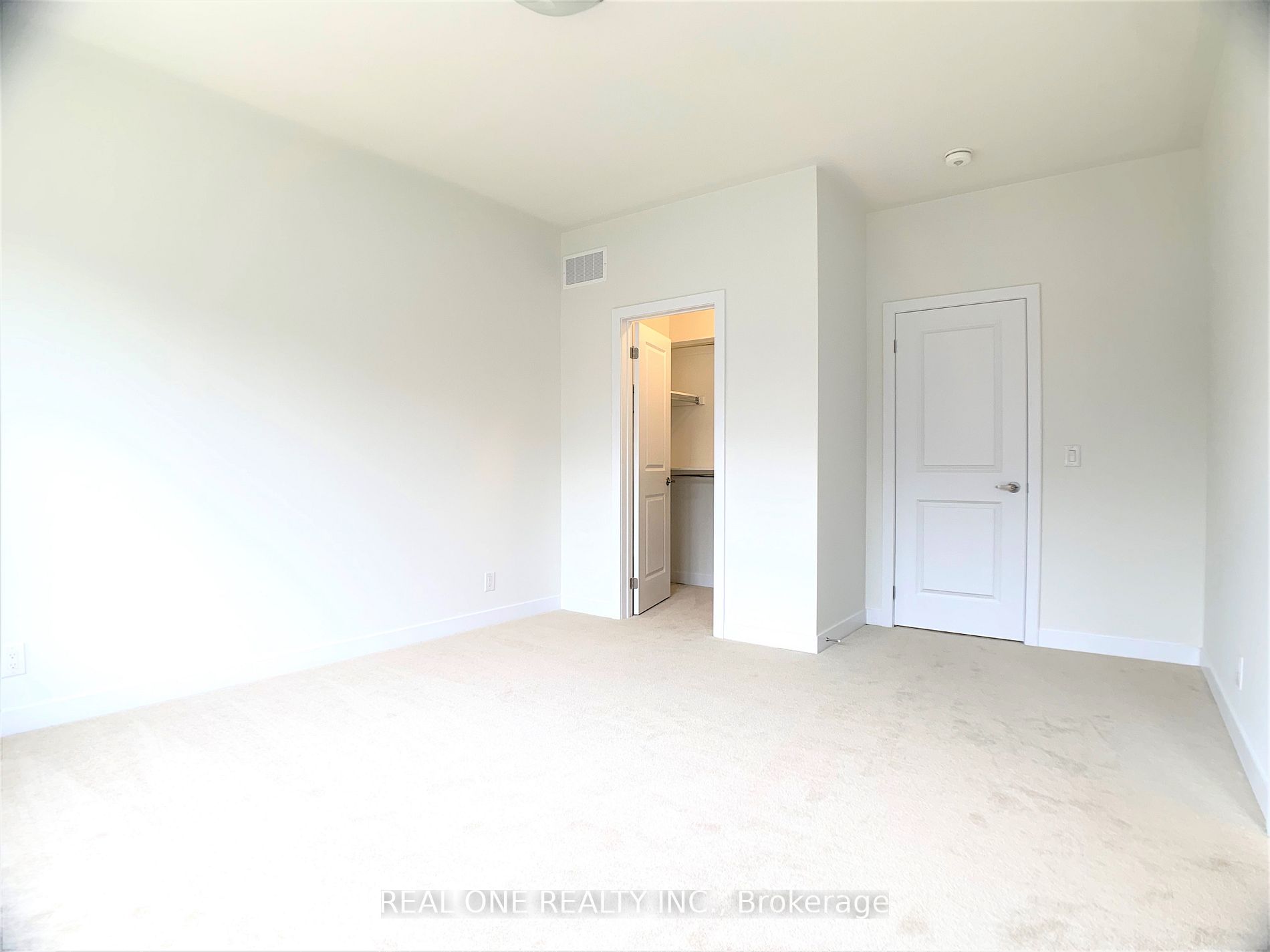 27 Jessica Antonella St