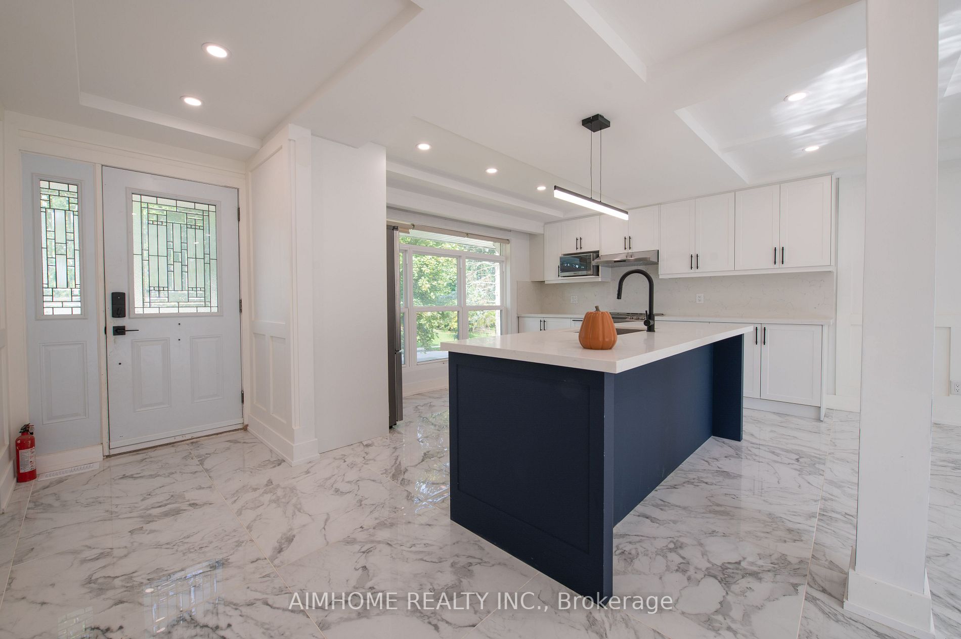 47 Belfry Dr