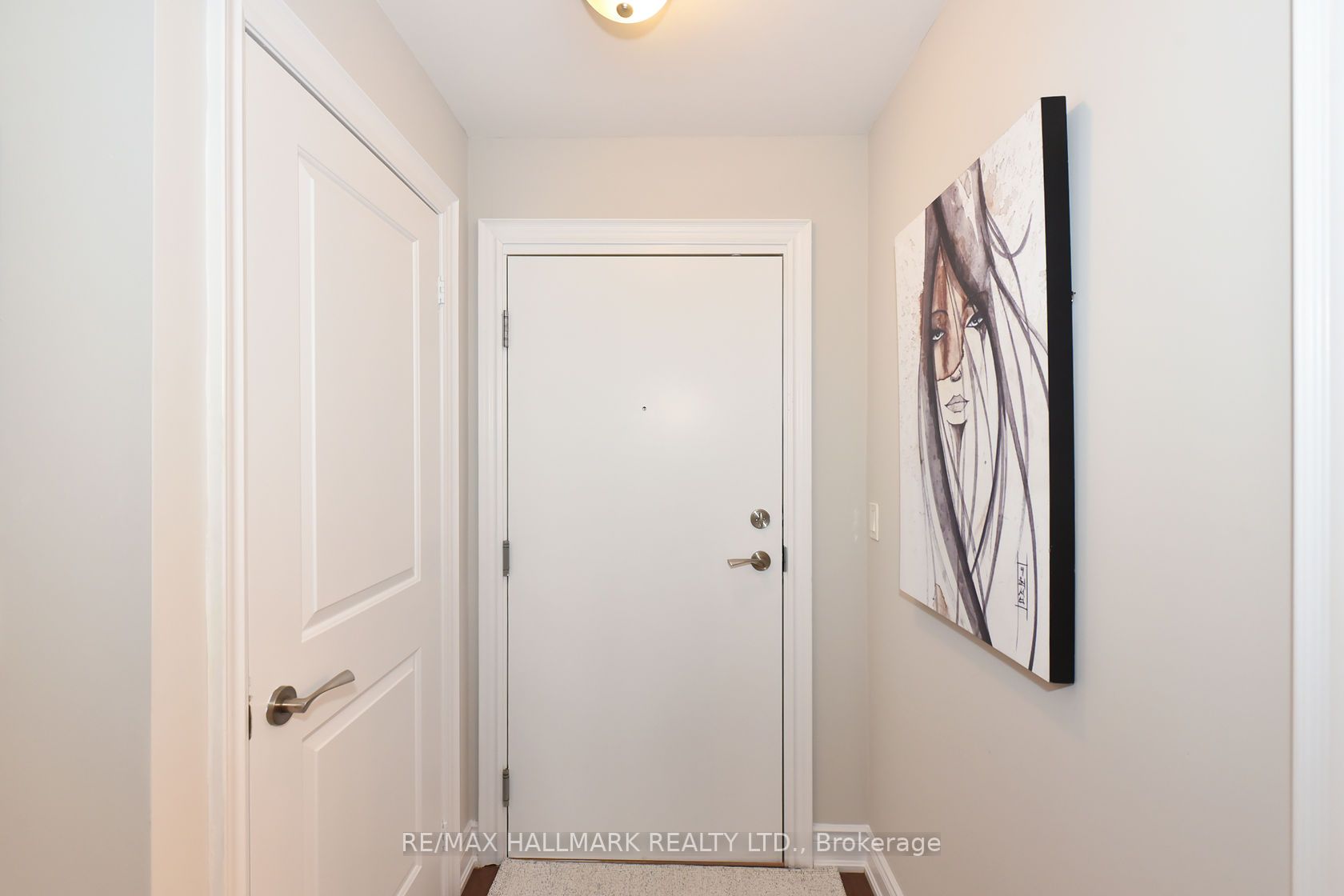 99 South Town Centre Blvd, #802