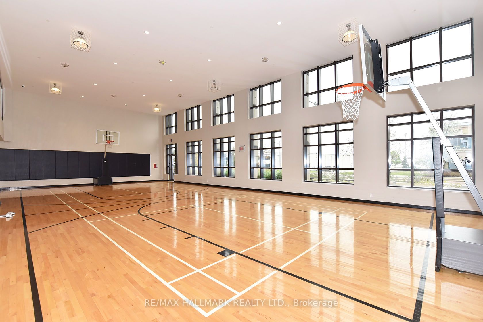 99 South Town Centre Blvd, #802