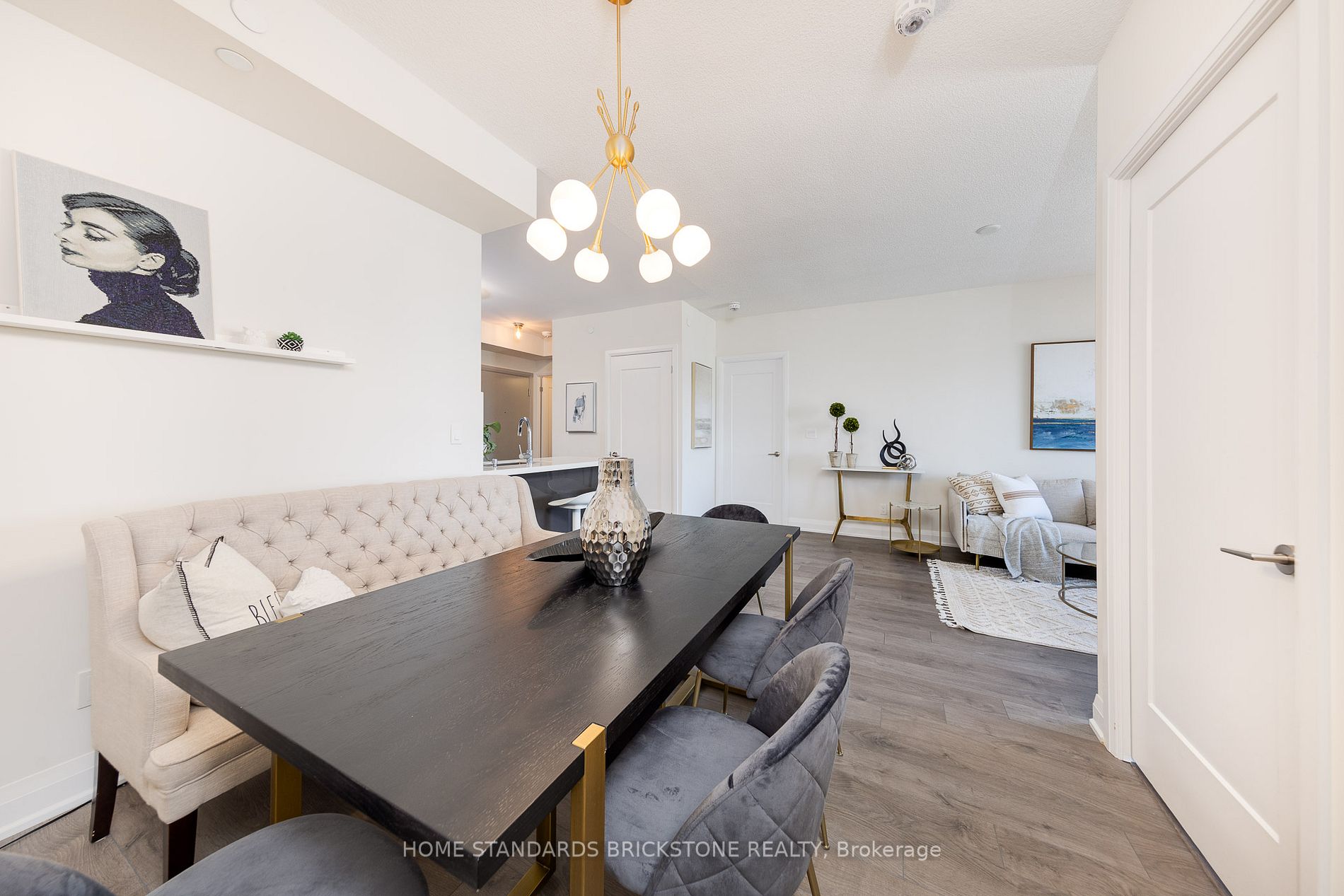 398 Highway 7 E, #605