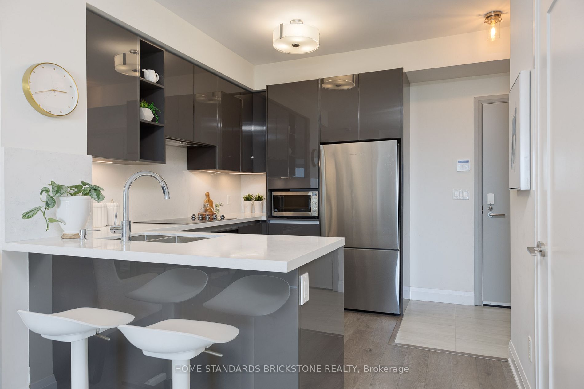 398 Highway 7 E, #605