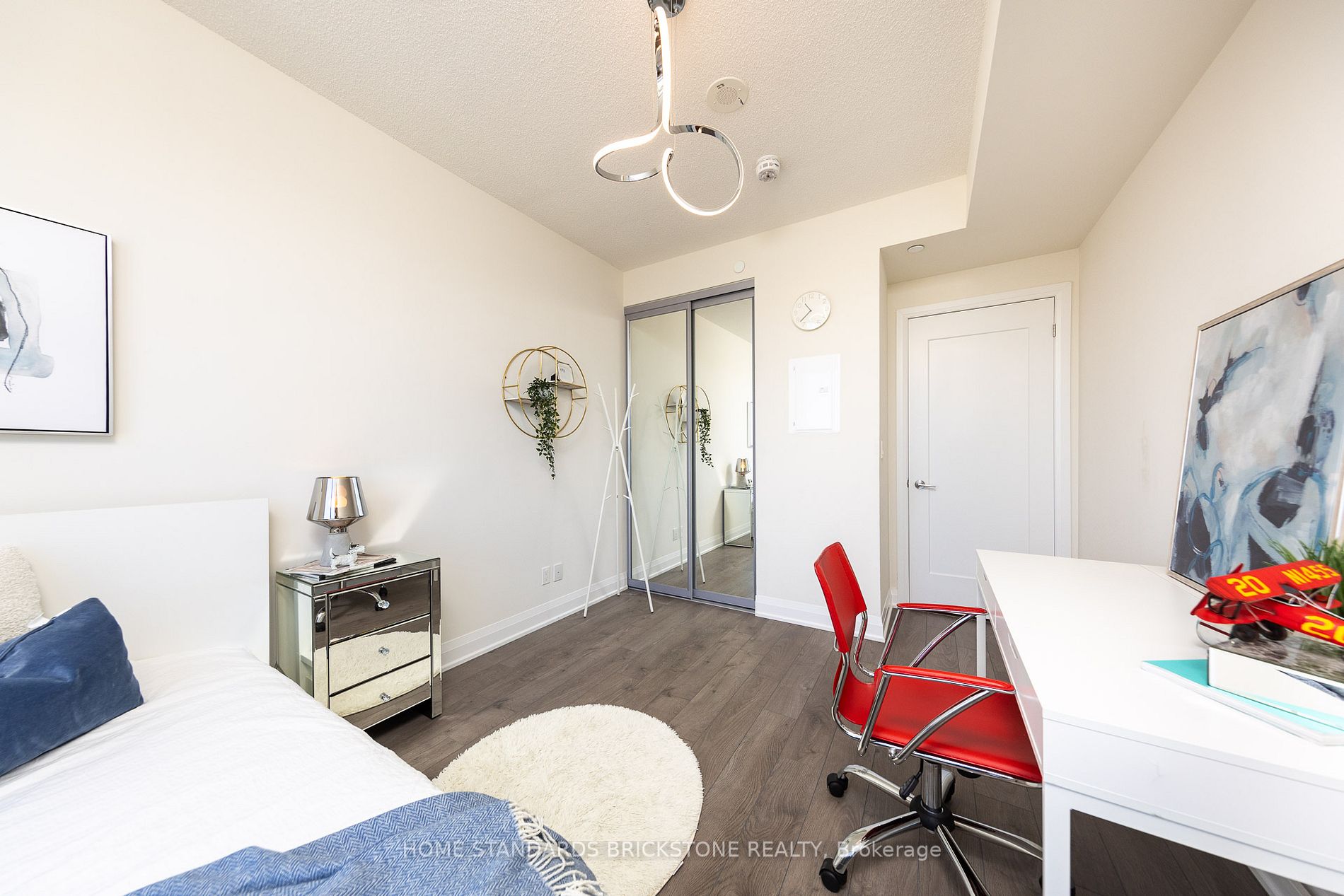 398 Highway 7 E, #605