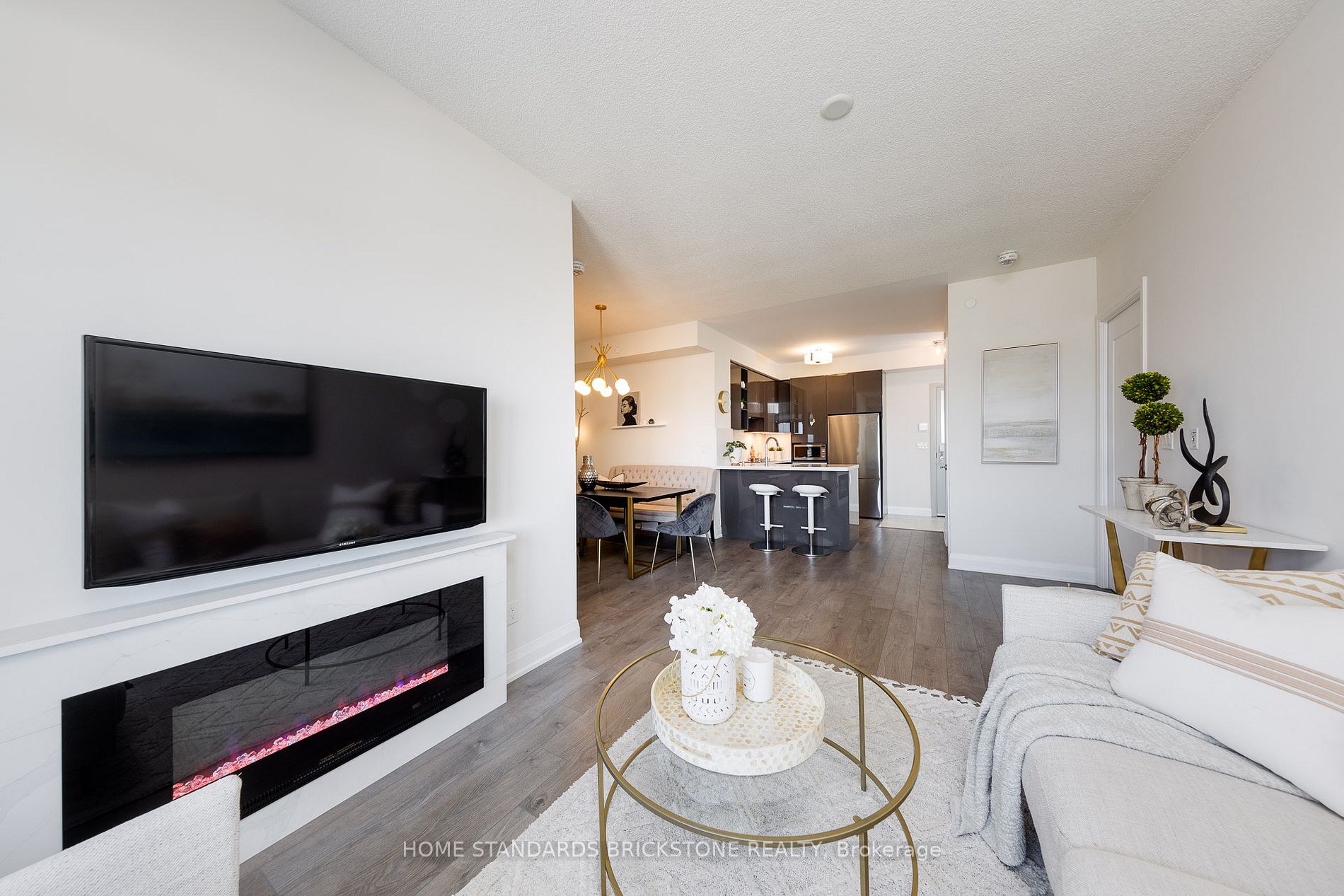 398 Highway 7 E, #605