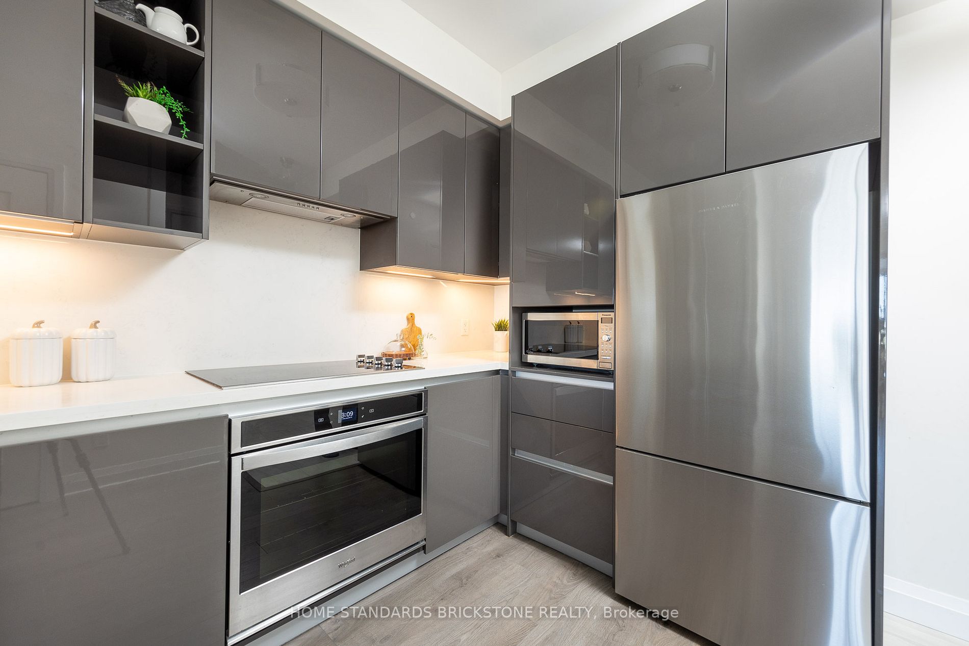 398 Highway 7 E, #605