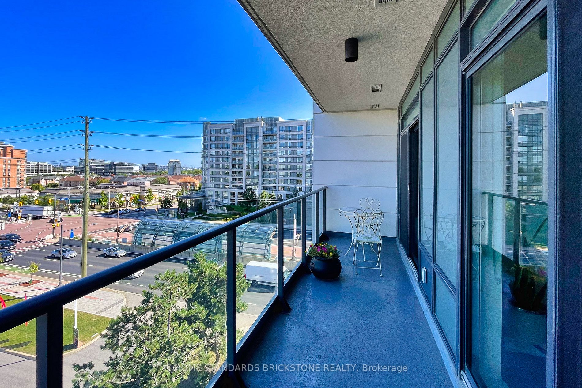 398 Highway 7 E, #605