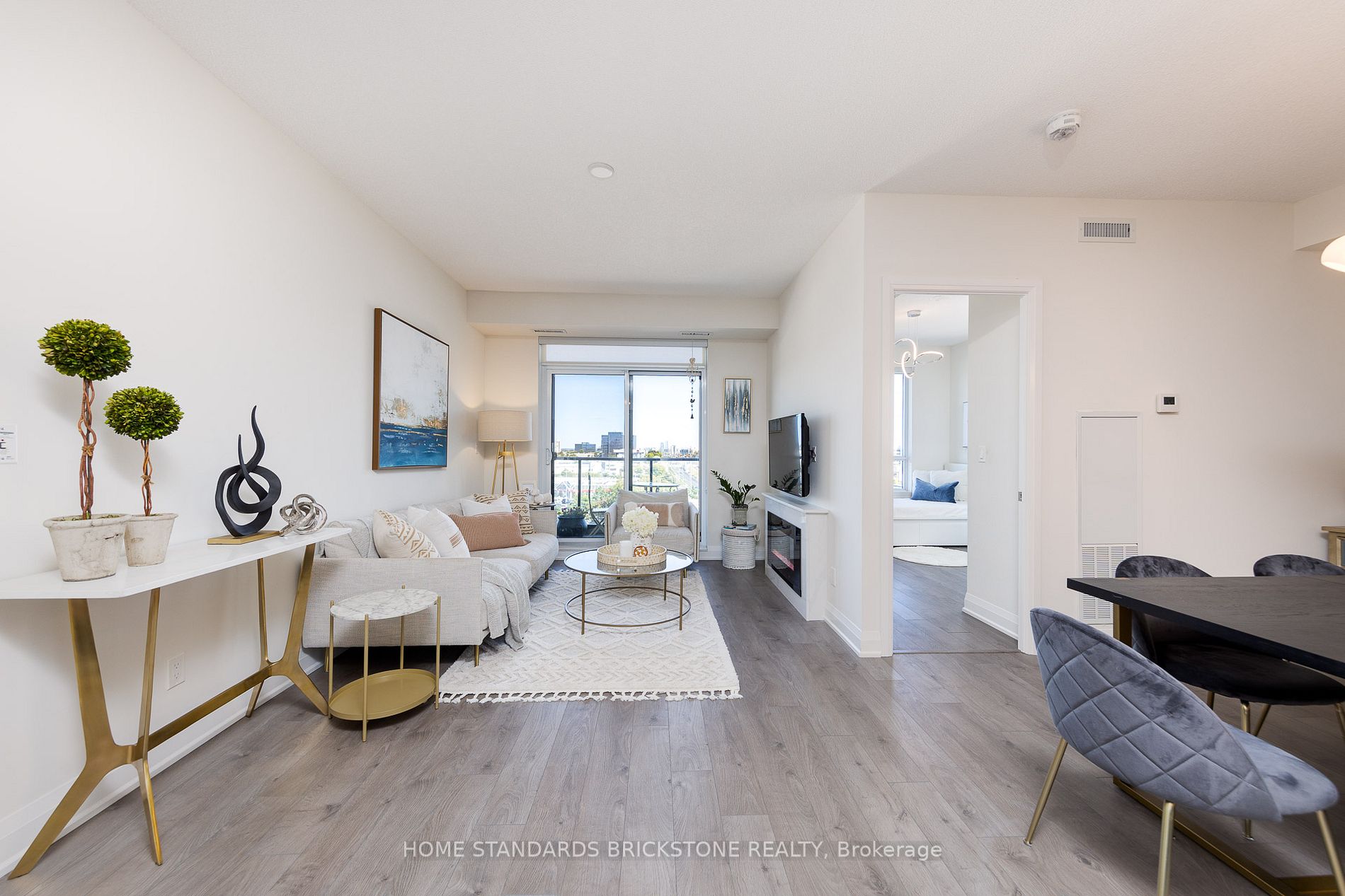 398 Highway 7 E, #605