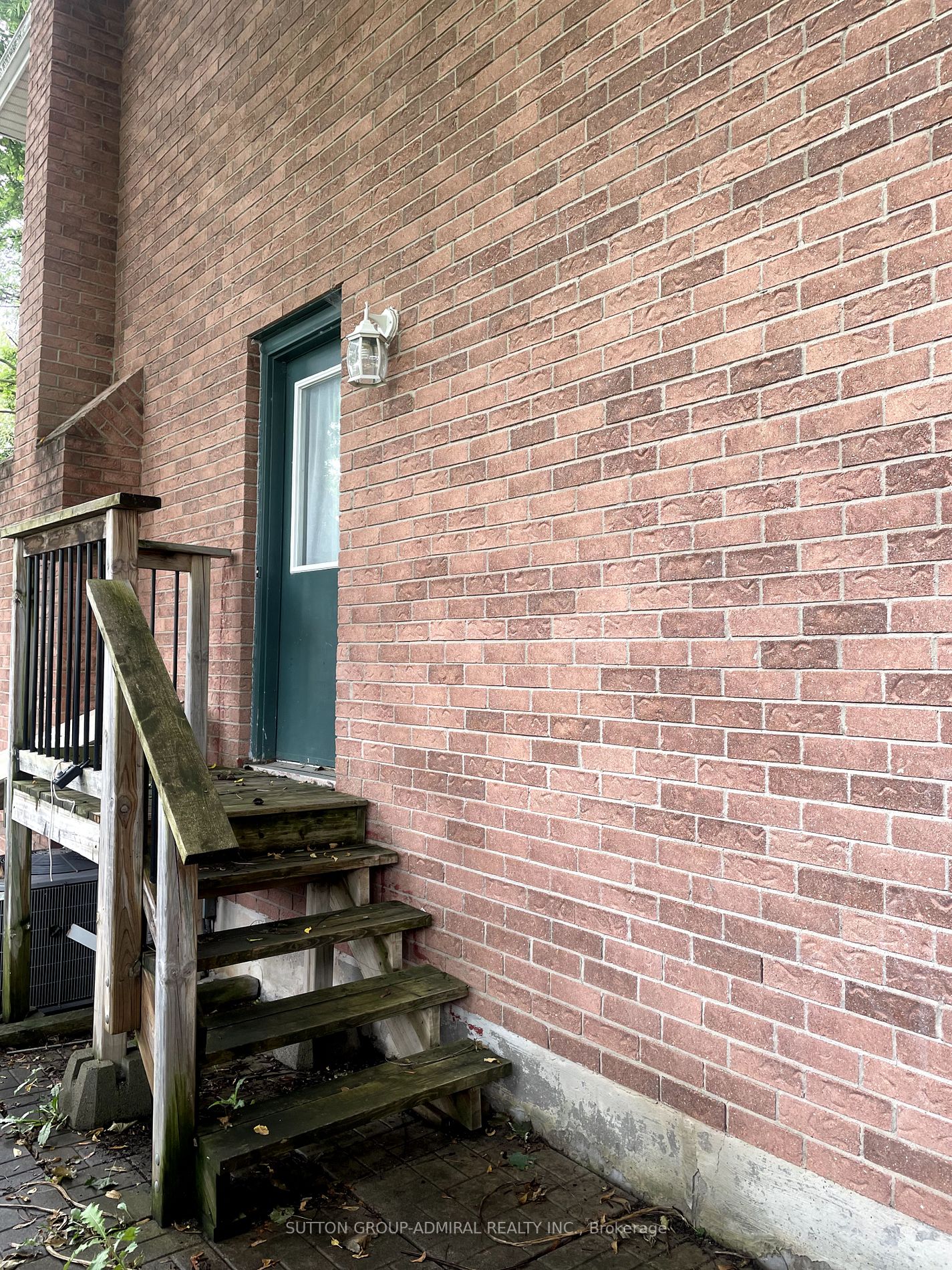 19 Backus Crt