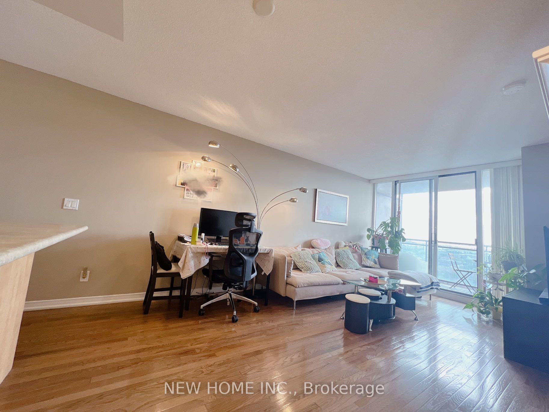 310 Red Maple Rd, #1214