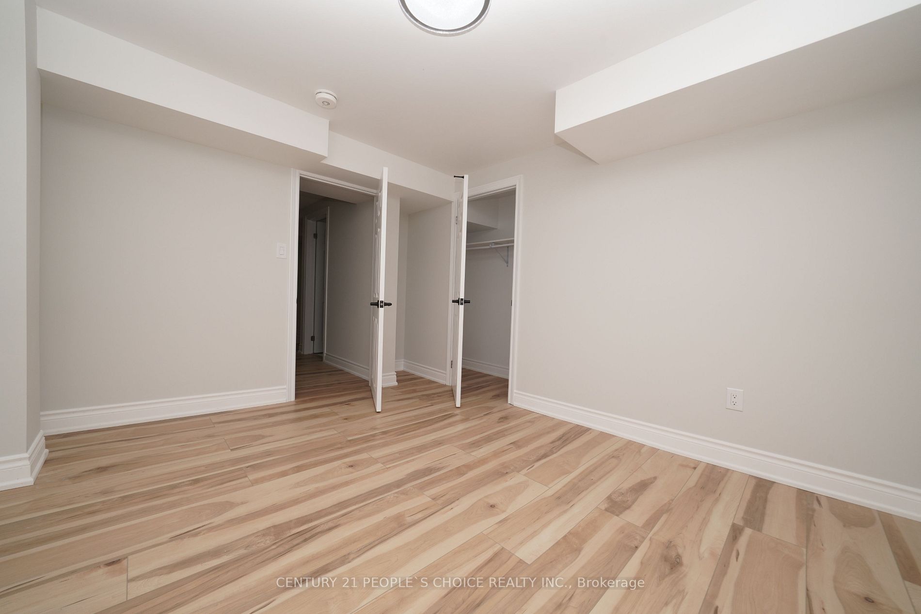 35 Hewlett Cres, #Bsmt