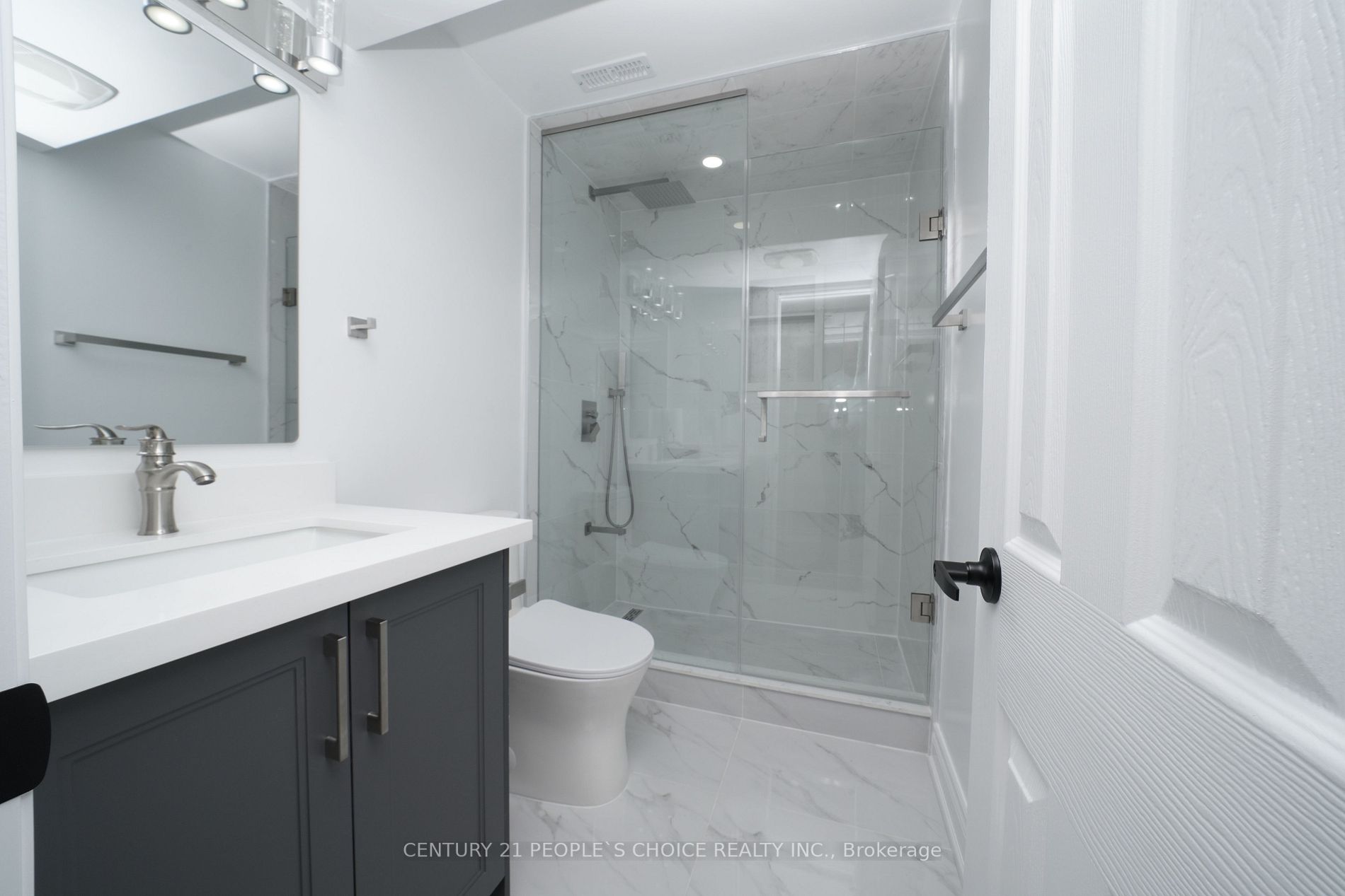 35 Hewlett Cres, #Bsmt