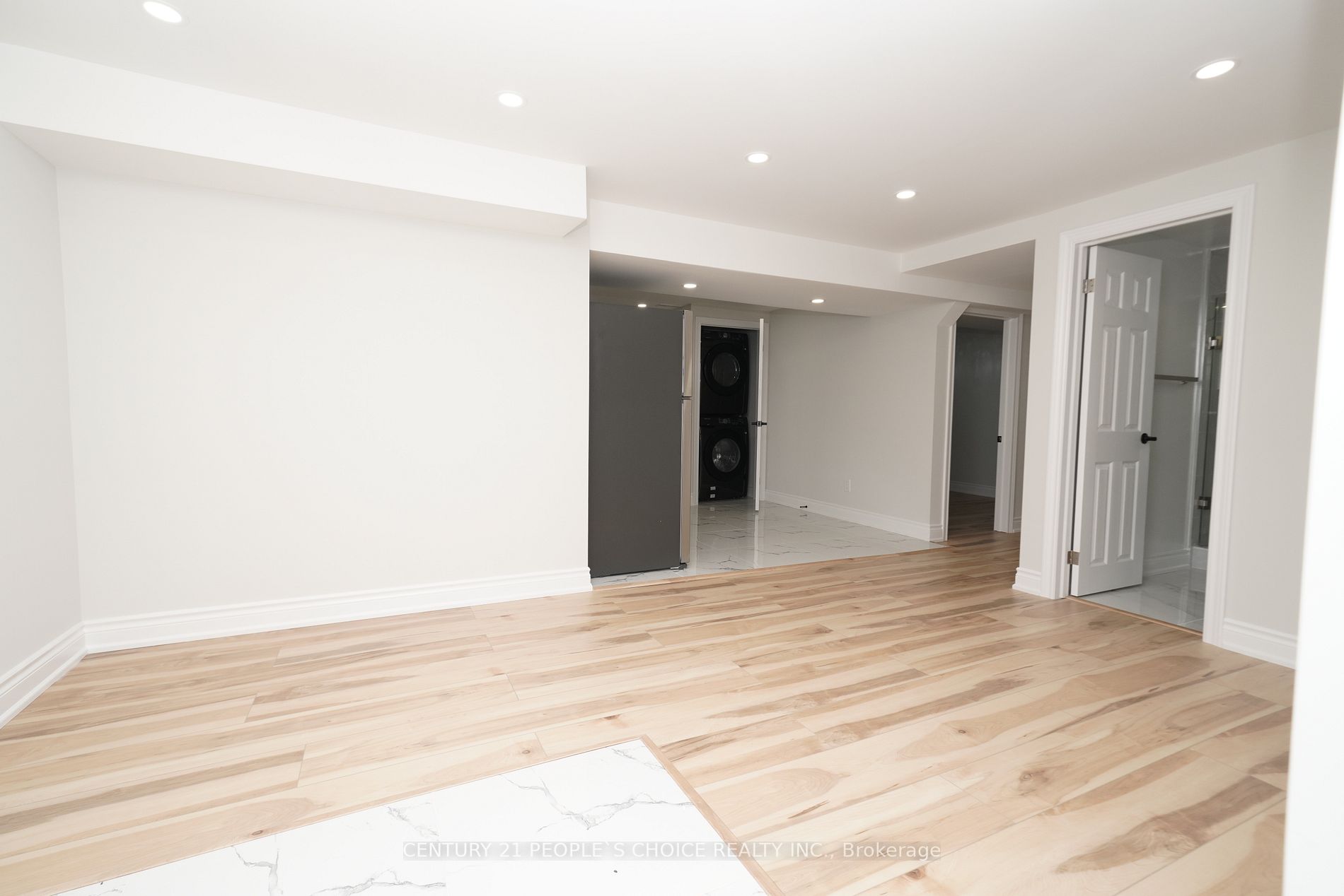 35 Hewlett Cres, #Bsmt
