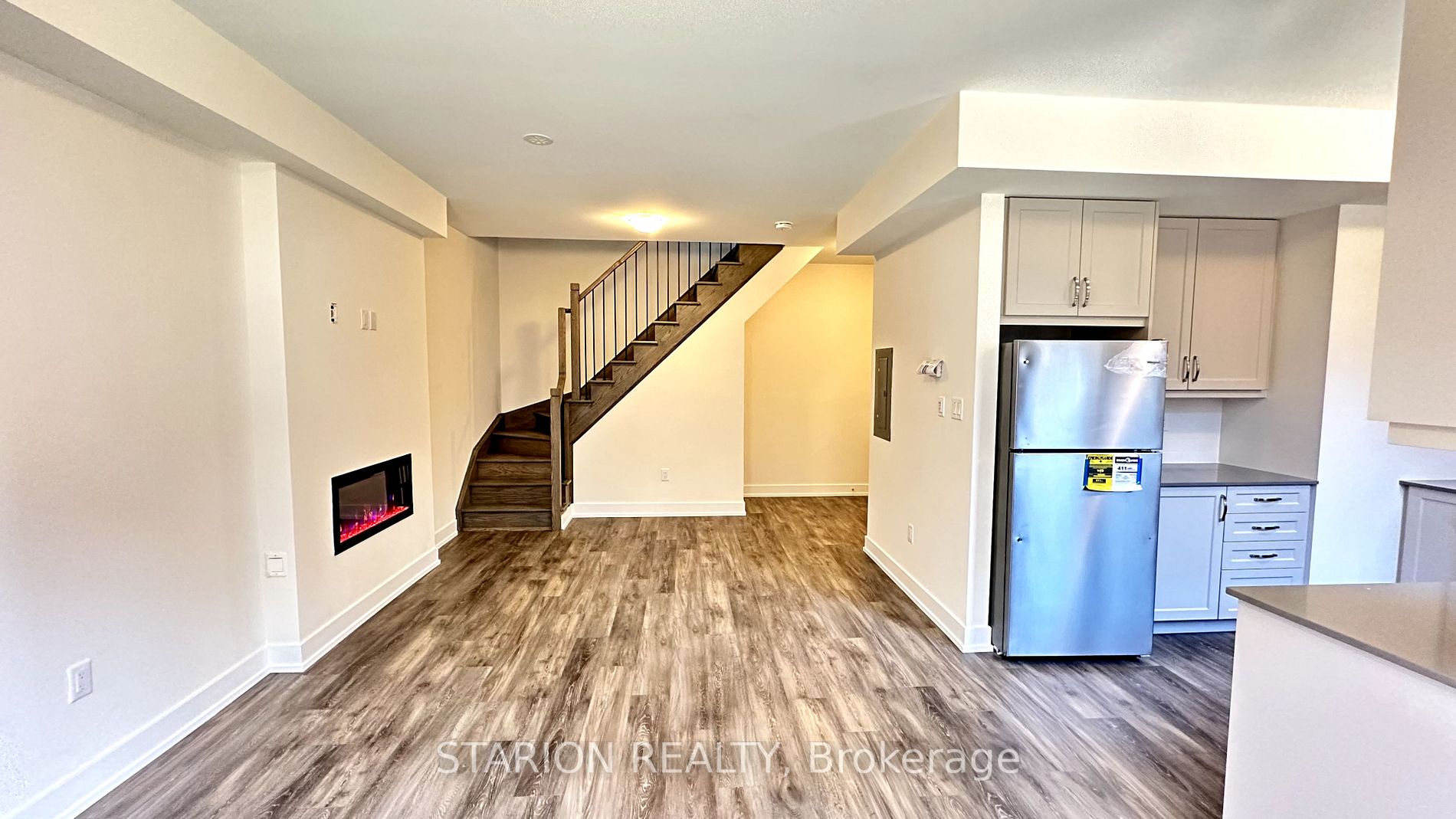 6 Sayers Lane, #5