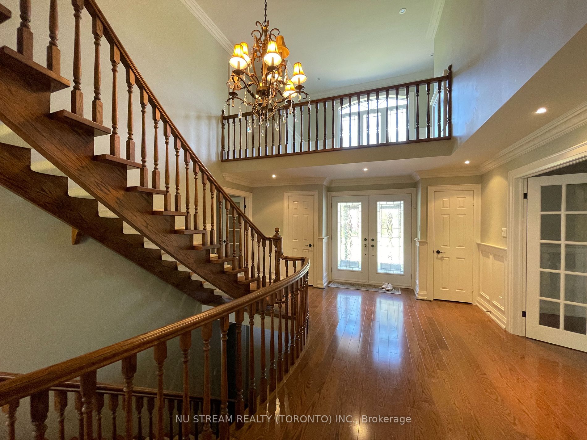 4 Willow Creek Drive