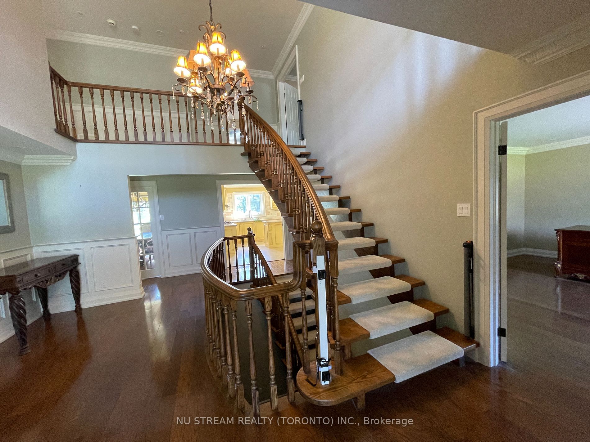 4 Willow Creek Drive