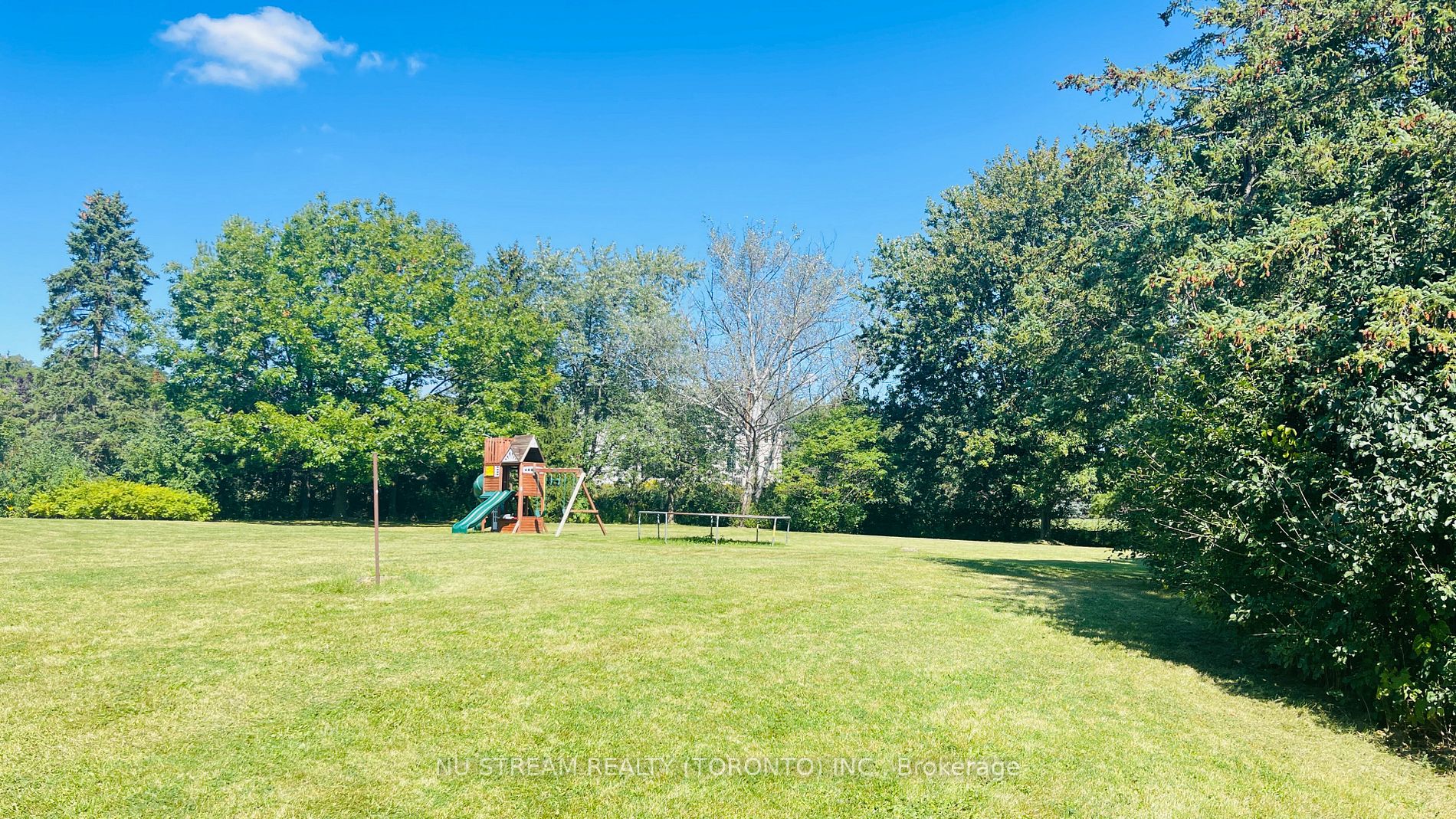 4 Willow Creek Dr