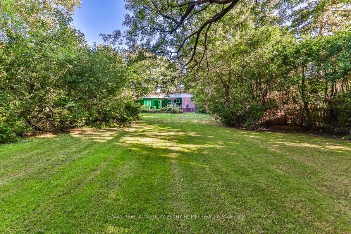 21 River Bend Rd