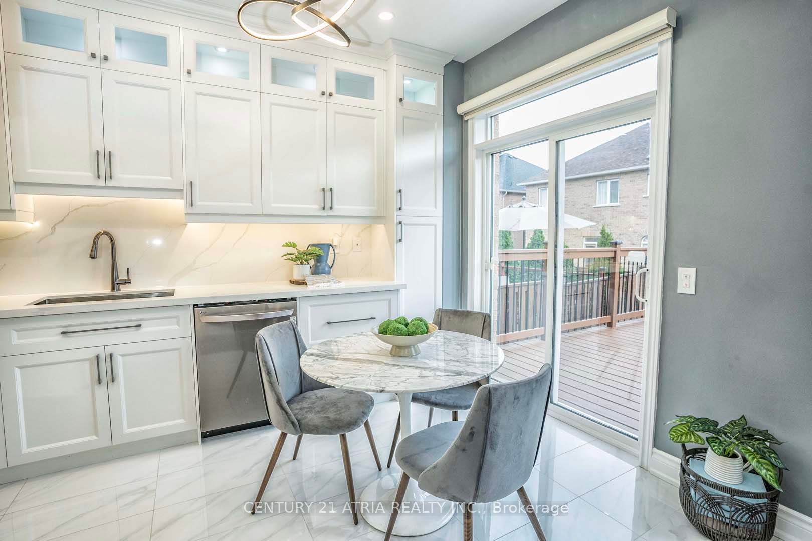 35 Florelle Drive